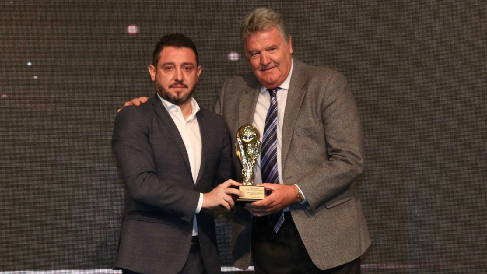 Oğlu, eski Beşiktaş Teknik Direktörü Benjamin Toshack'ı ağlattı: Henüz bunamadım