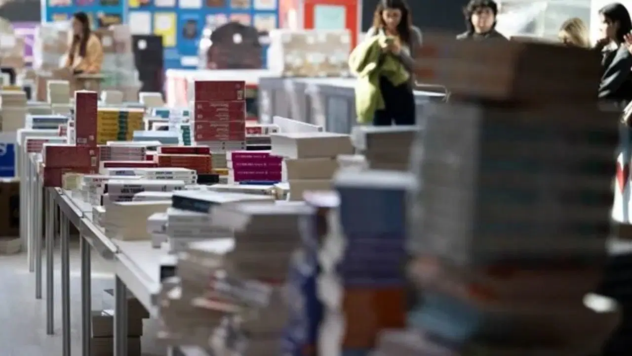 Samsun Büyükşehir Belediyesi’ne Kitap Fuarında Ayrımcılık Tepkisi