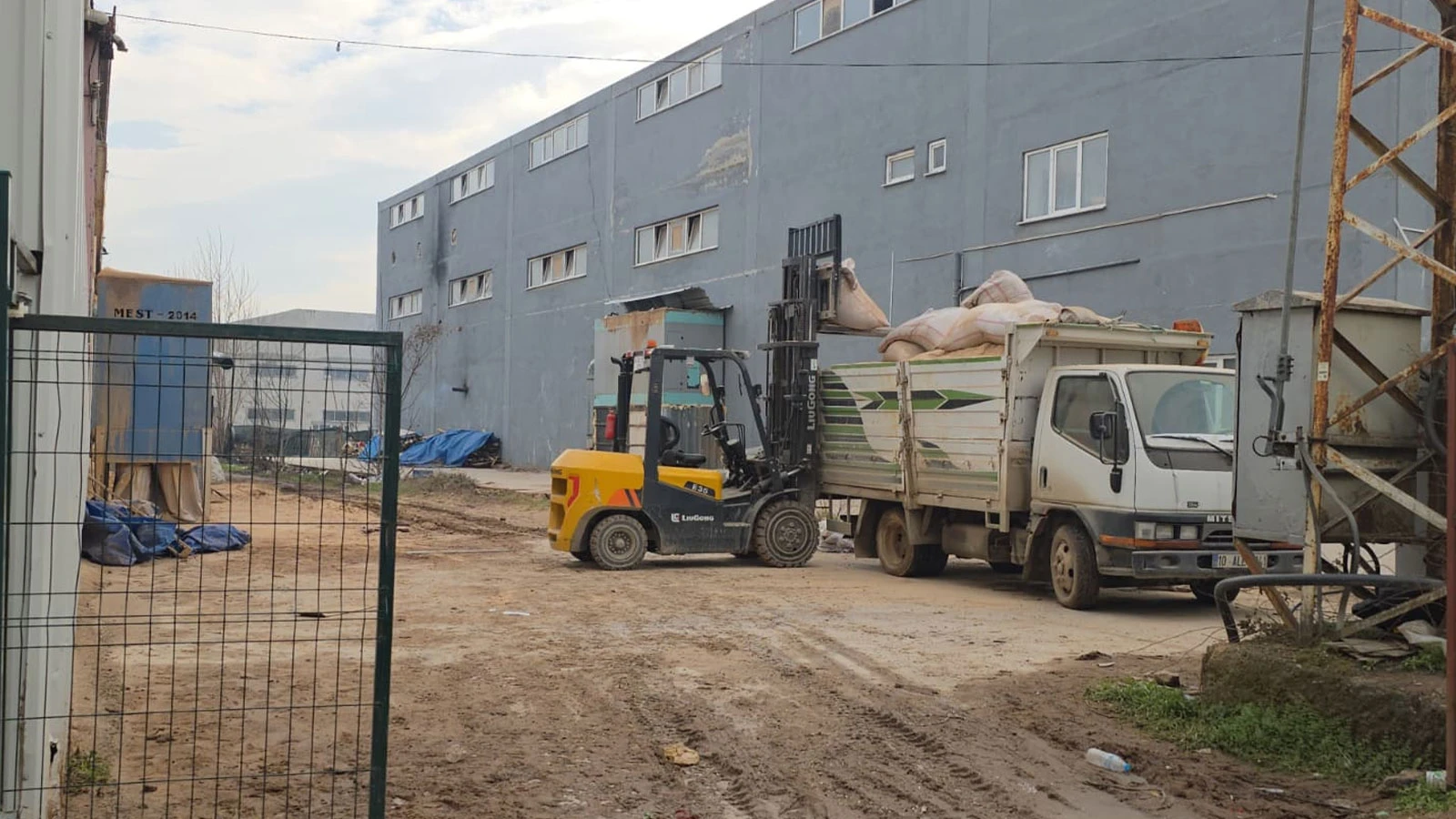 Bursa'da iş kazası! Forkliftten düşen kişi yaşamını yitirdi