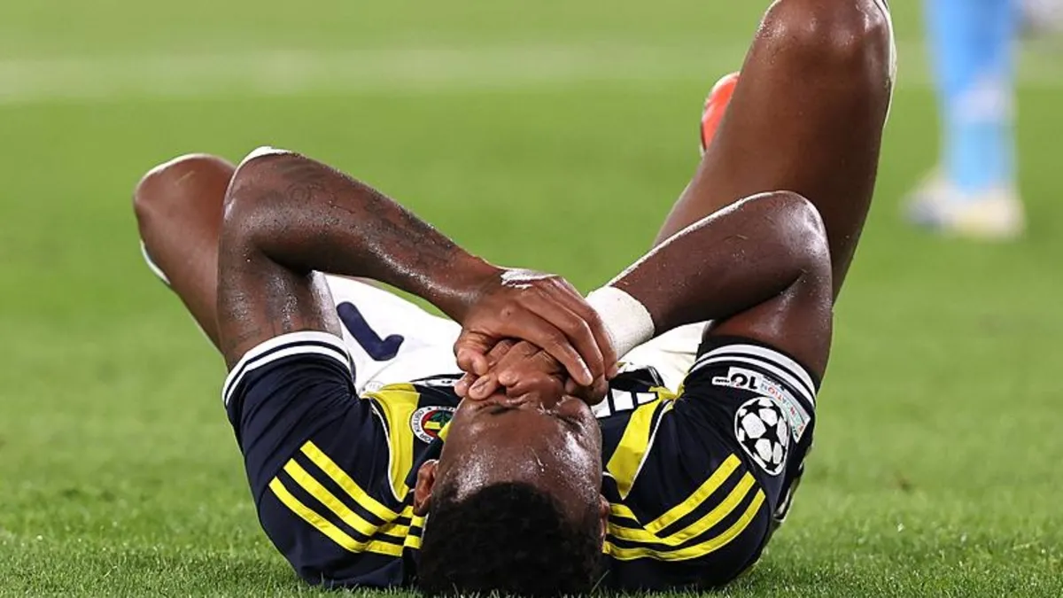 Fenerbahçe'de Jhon Duran gelişmesi! Ne zaman sahalara dönecek?