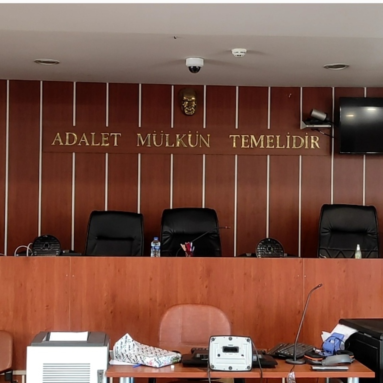 Tacizcisini öldüren lise öğrencisi yeniden yargılanacak!