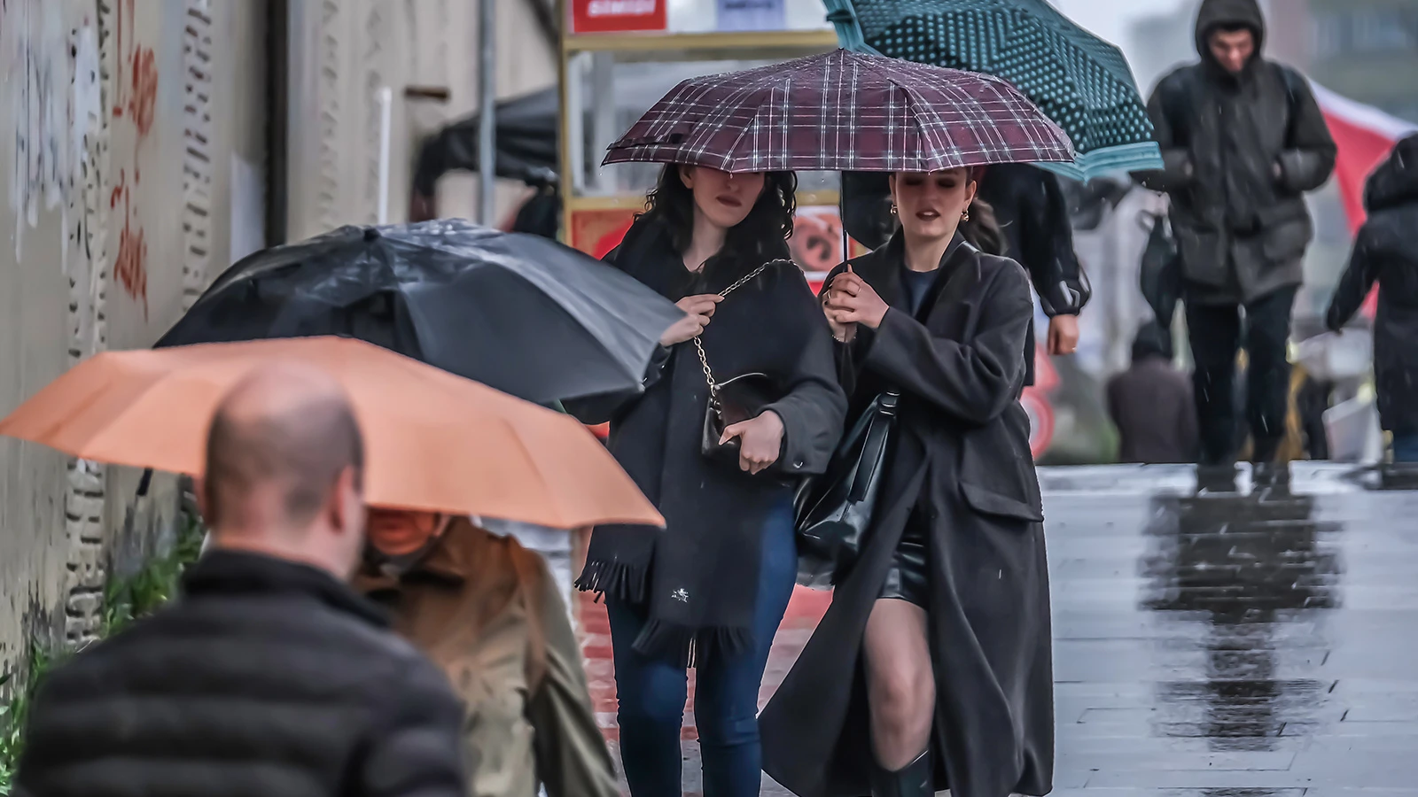 5 Eylül 2025 sağanak yağış alarmı: Meteoroloji’den Kritik Uyarı