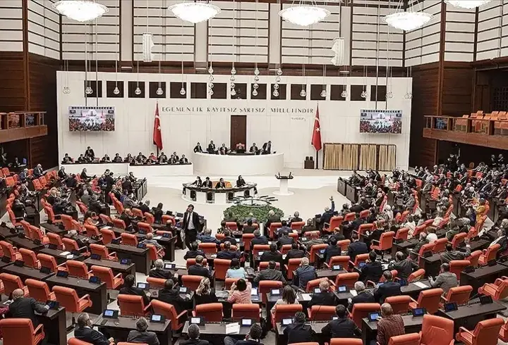 SON DAKİKA... Meclis'te yeni yasama yılı başladı! Cumhurbaşkanı Erdoğan TBMM'ye geldi