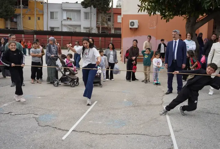 Çocuklar hem geçmişin mirasını hem de geleceğin becerilerini bir arada yaşadı