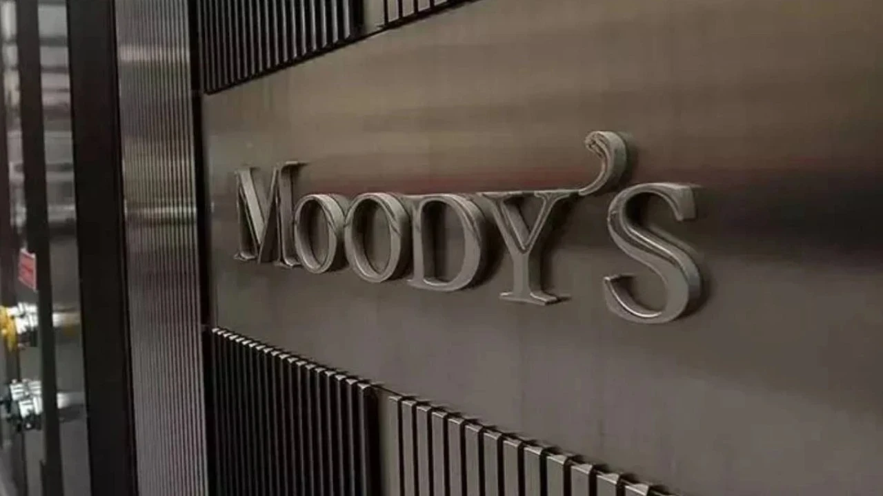 Moody's, İngiltere ve İtalya'nın kredi notunu değiştirdi