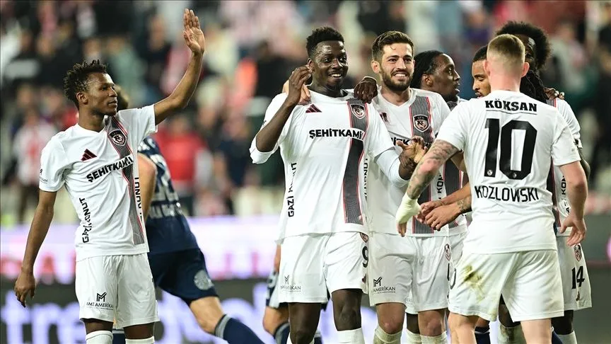 Gaziantep FK, Antalyaspor'u 4-1 yendi