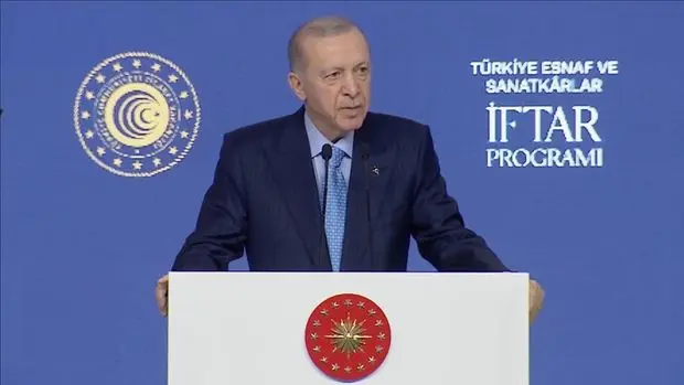 "Merkez Bankası dün aldığı faiz kararıyla doğru yönde adım attı"