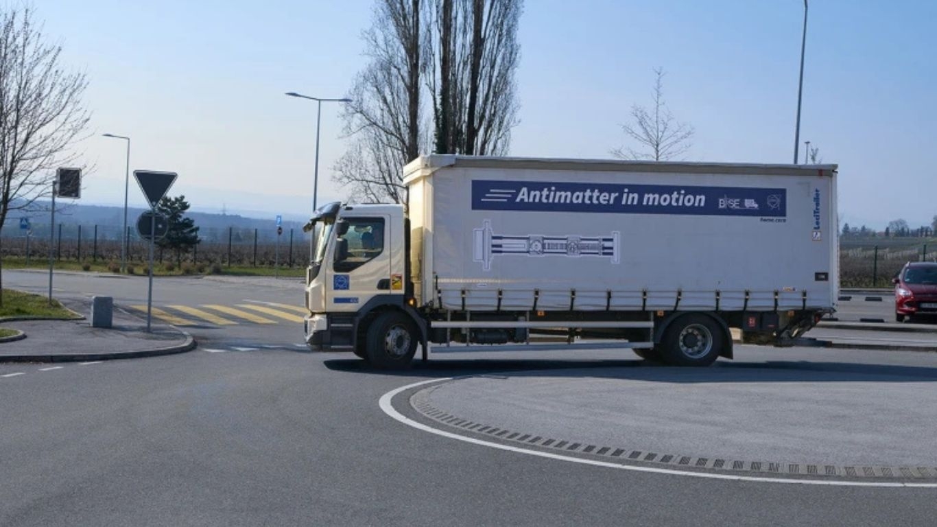 Antimadde İlk Kez CERN Kamyonunun Arkasında Taşındı!