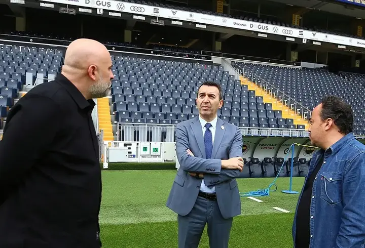 Fenerbahçe, zemin iyileştirme ve çim yenileme işlemi yaptı