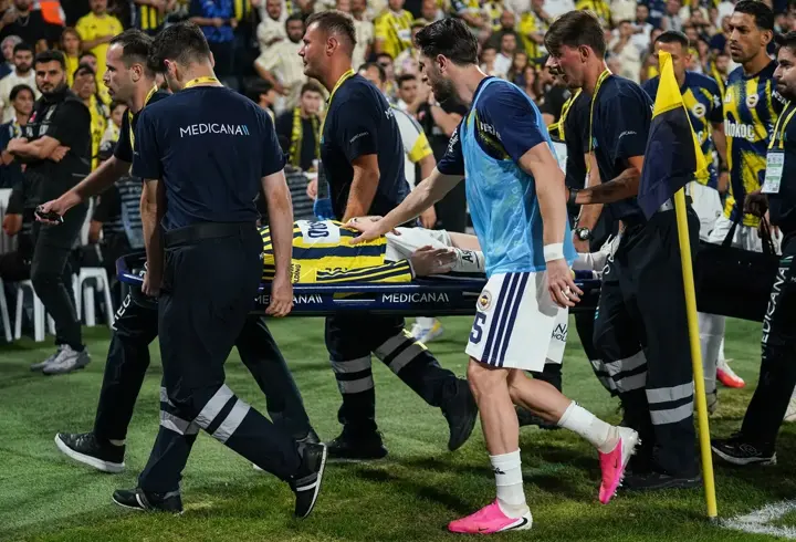 Fenerbahçe'de Kerem Aktürkoğlu'nun son durumu belli oldu! Aziz Yıldırım'dan ziyaret