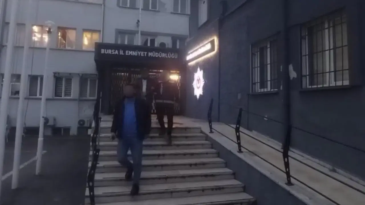 'Savunma Sanayi Şirketi' Yalanıyla Dolandırıcılık: 1 Tutuklama