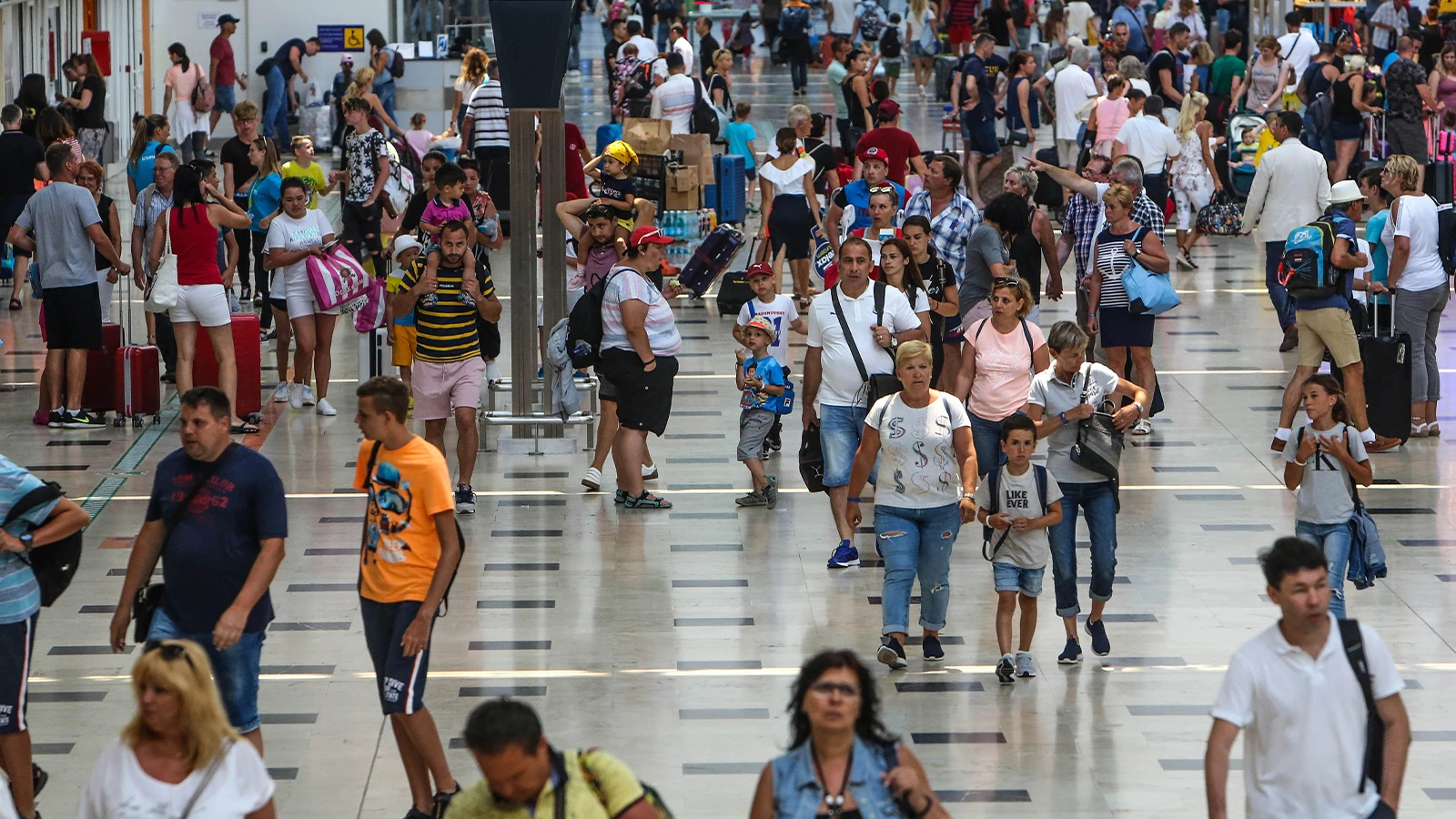 Antalya'ya en çok turist gönderen 5 ülke belli oldu