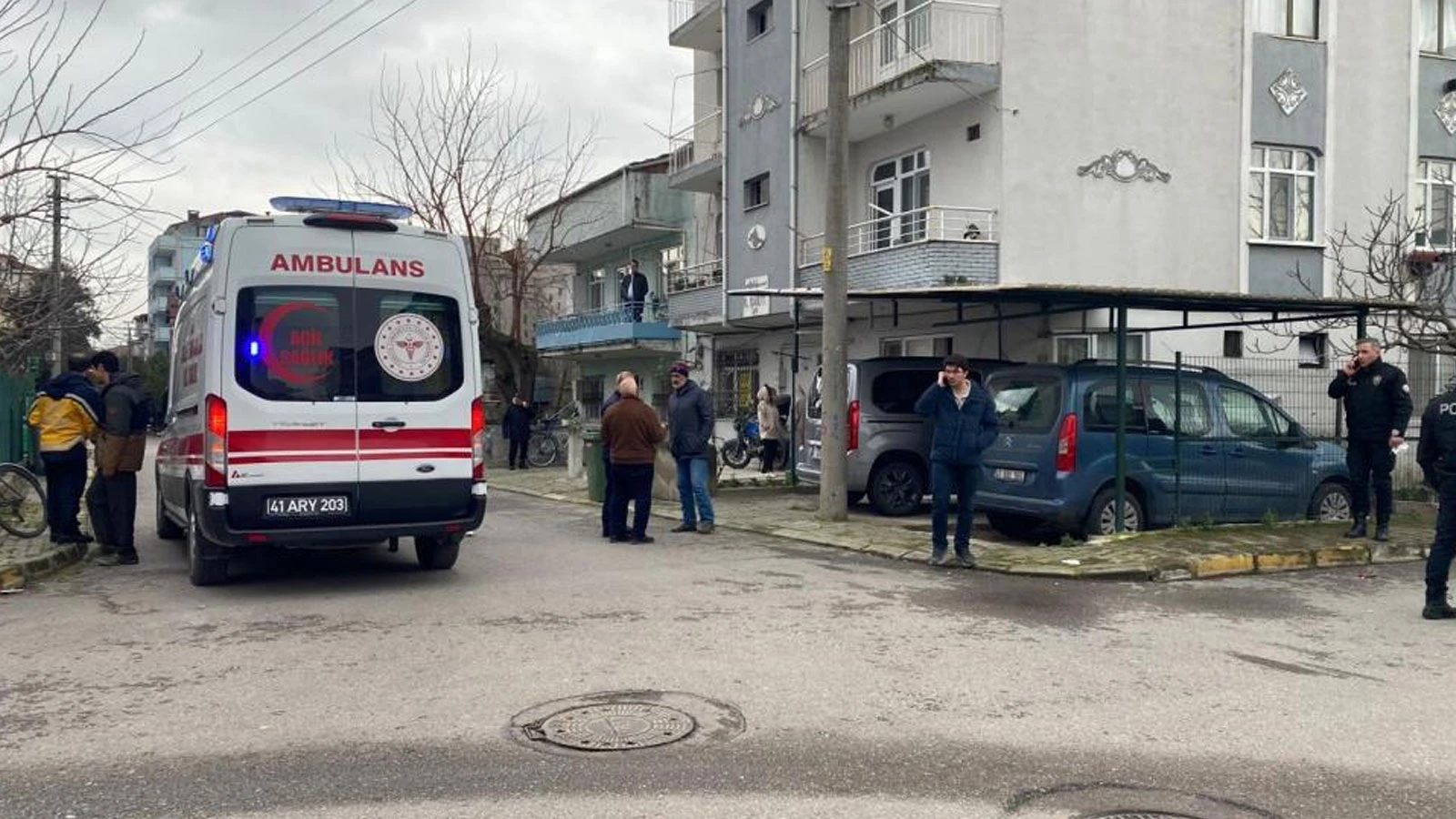 Kocaeli'de ekipleri harekete geçiren olay: Kötü koku acı gerçeği ortaya çıkardı