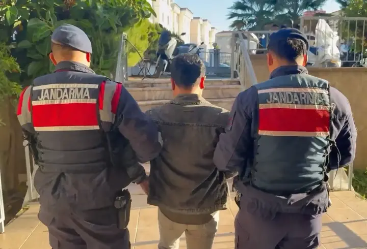 Kuşadasında Uyuşturucu Operasyonu: 45 Gözaltı
