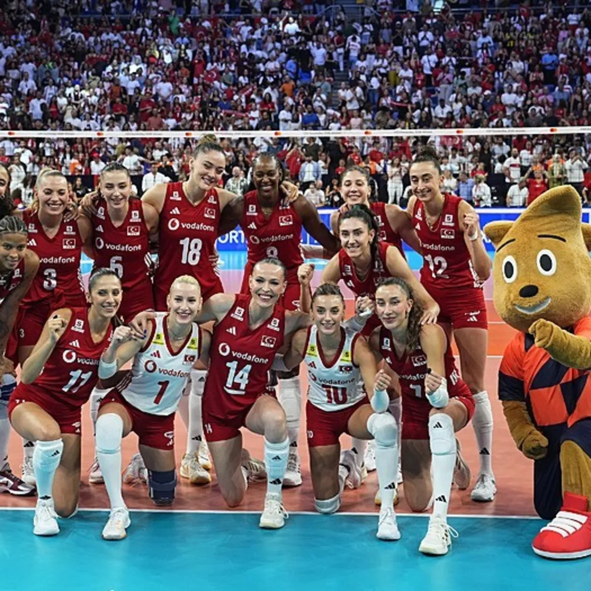 Türkiye Polonya CANLI İZLE | CEV Kadınlar Avrupa Voleybol Şampiyonası