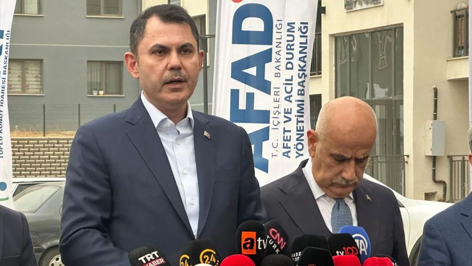 Bakan Kurum: Yıl sonuna kadar 453 bin konut teslim edilecek