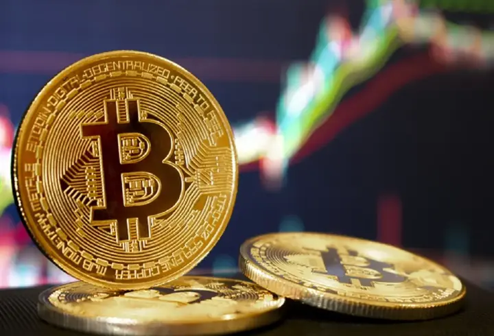 TRUMP RALLİSİ! Bitcoin, kripto para piyasasında rekor kırdı