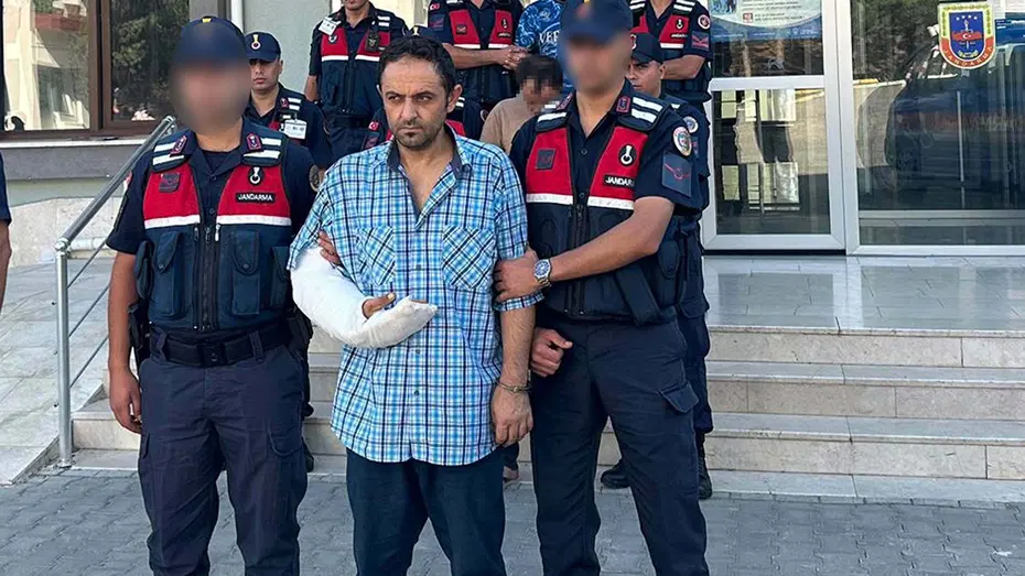 Cezaevinden izinli çıkıp eşini işkenceyle katleden zanlıya müebbet hapis cezası