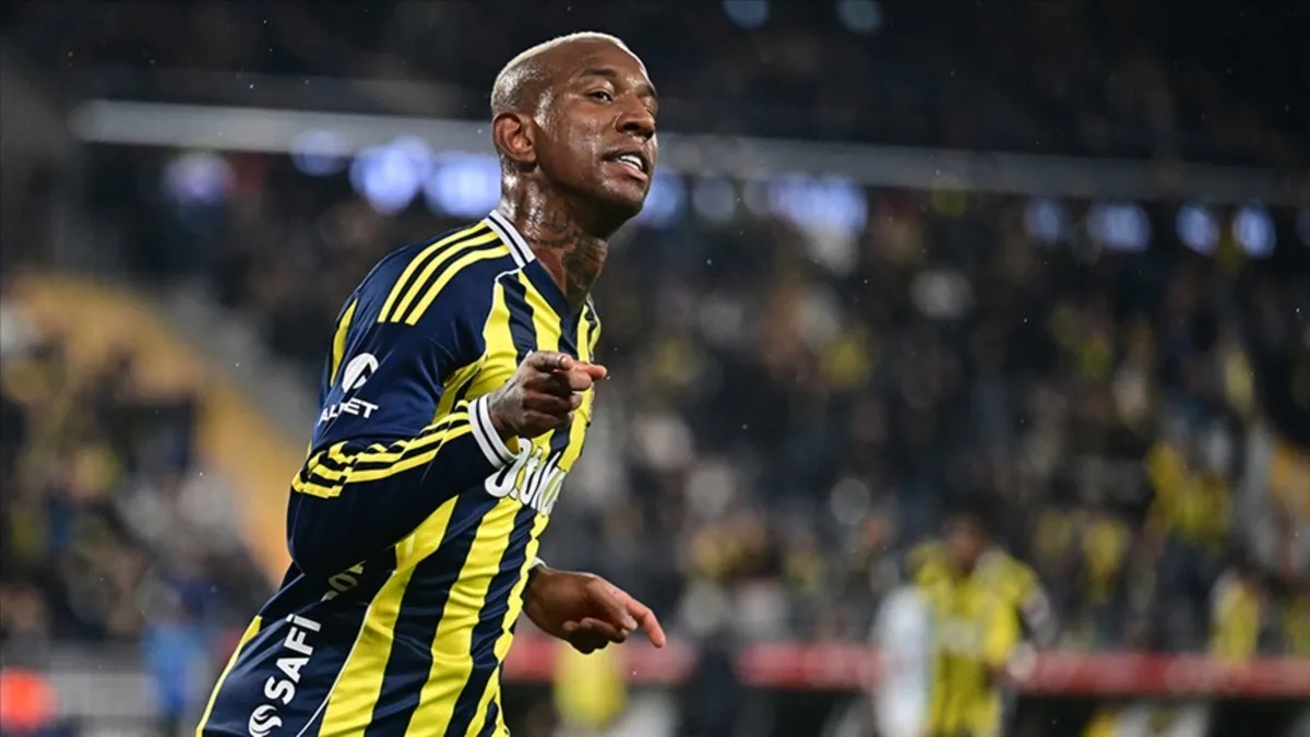 Fenerbahçe'nin golcüsü Anderson Talisca takımın skor yükünü çekiyor!