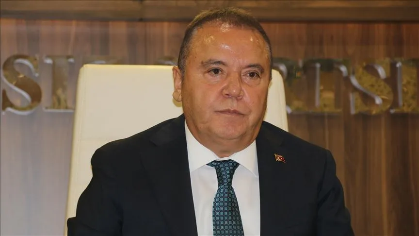 Antalya Büyükşehir Belediye Başkanı Muhittin Böcek görevden uzaklaştırıldı