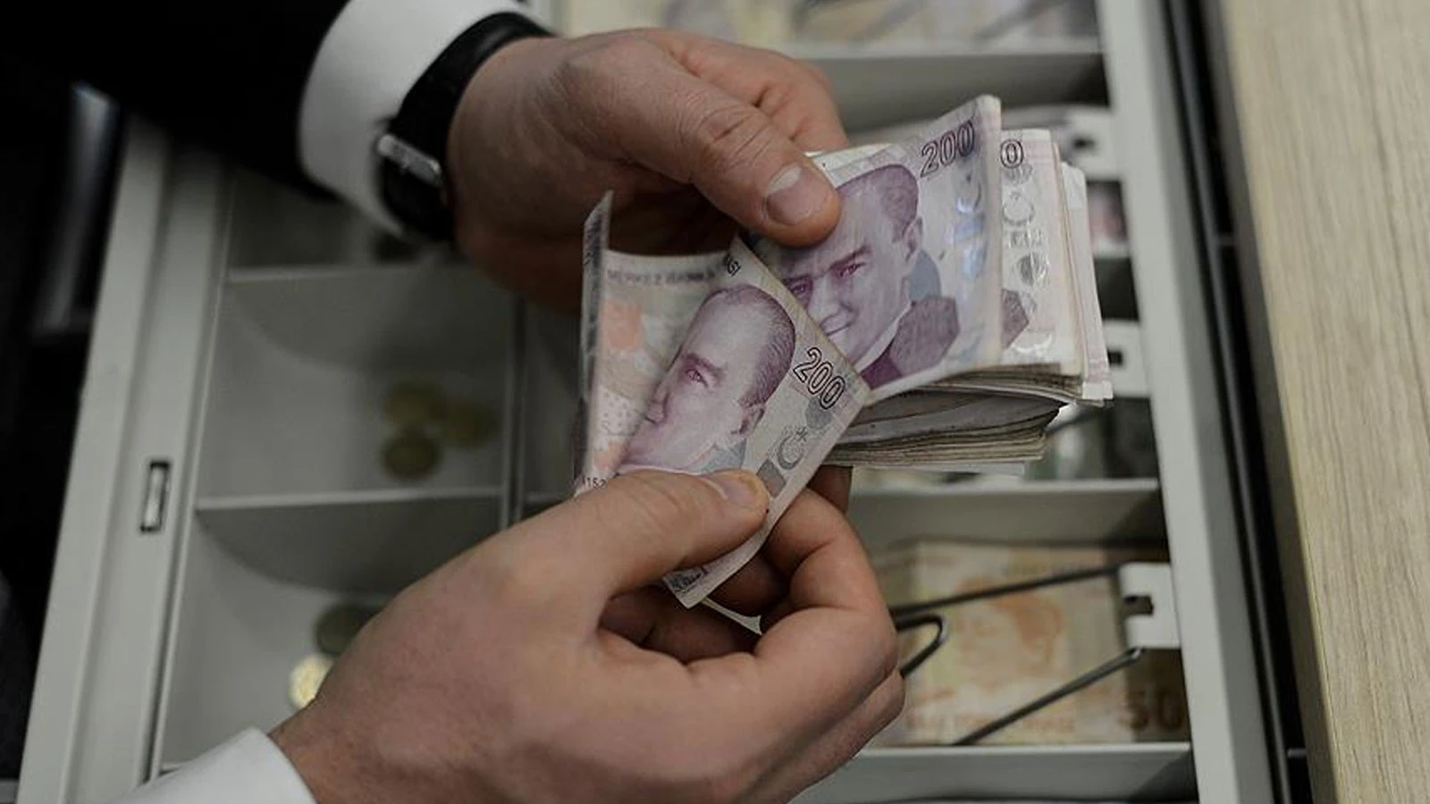 Bakan Yumaklı'dan "zirai don" desteği açıklaması