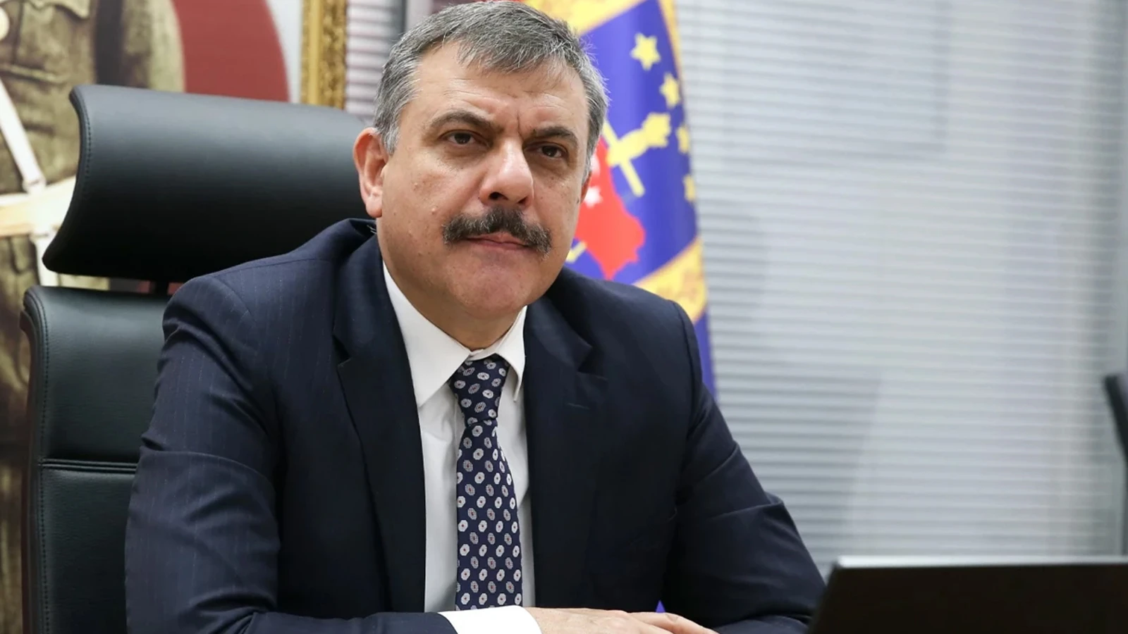 Bakan Çiftçi'den şehit polis memuru için taziye mesajı