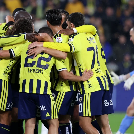Fenerbahçe, Alanyaspor Engelini Üç Golle Geçti: Lukaku İlk Golünü Attı