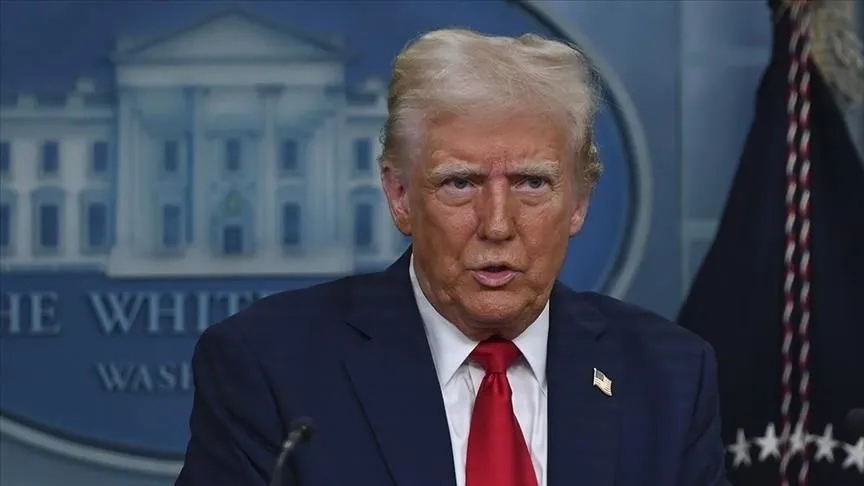 Trump, Smithsonian Enstitüsünün "uygunsuz ideoloji" içeren programlarını kaldıracak