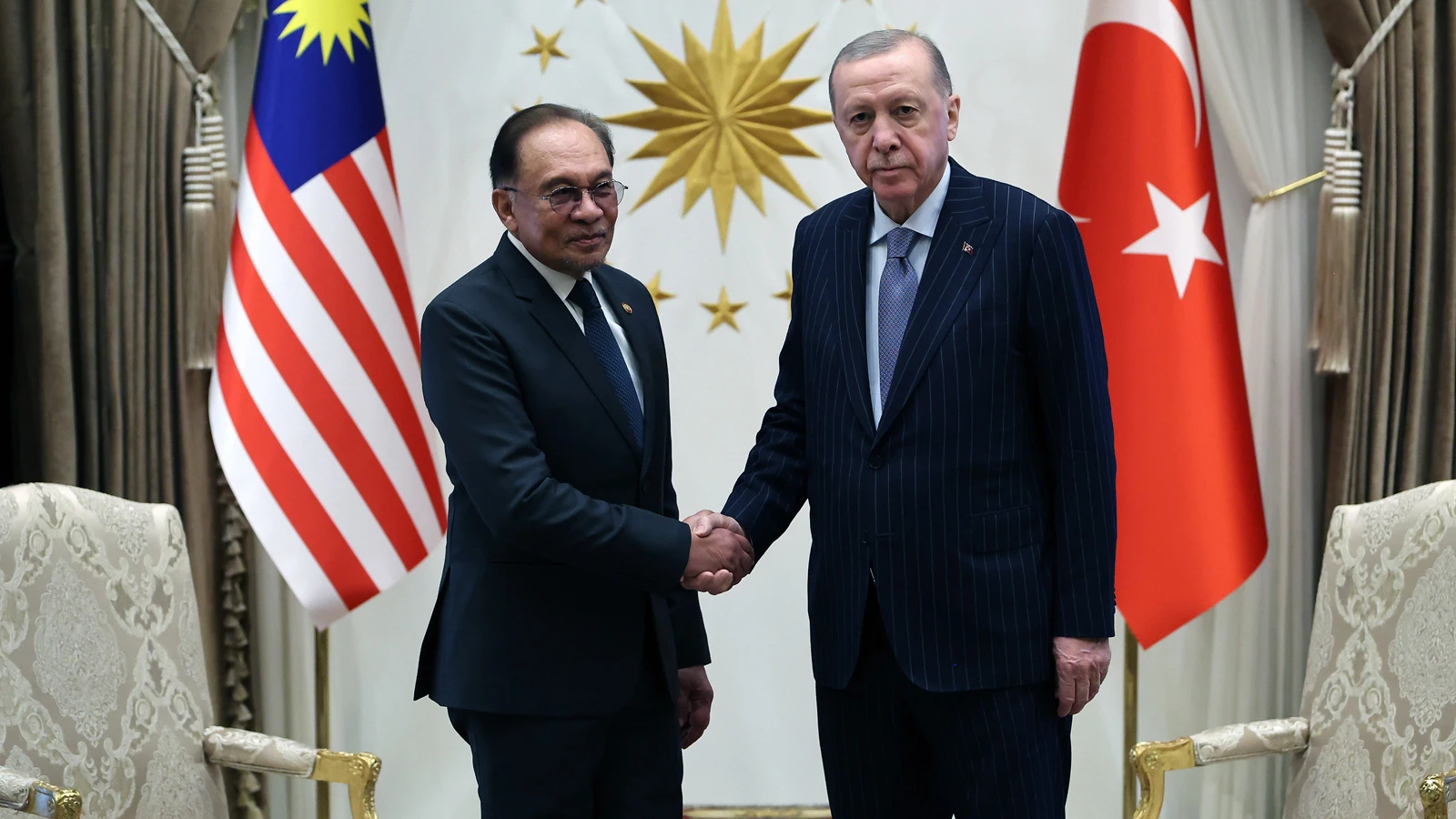 Cumhurbaşkanı Erdoğan: Malezya ile ticaret hedefimiz 10 milyar dolar