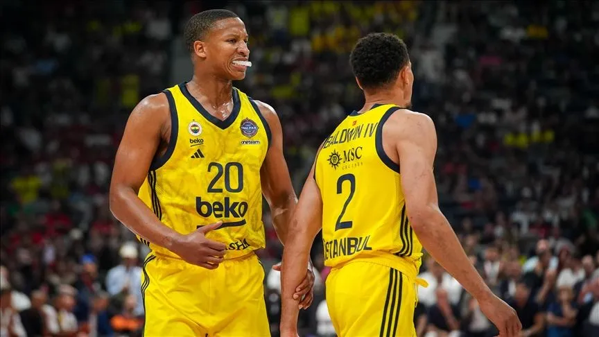 Fenerbahçe, ikinci kez Avrupa basketbolunun zirvesinde