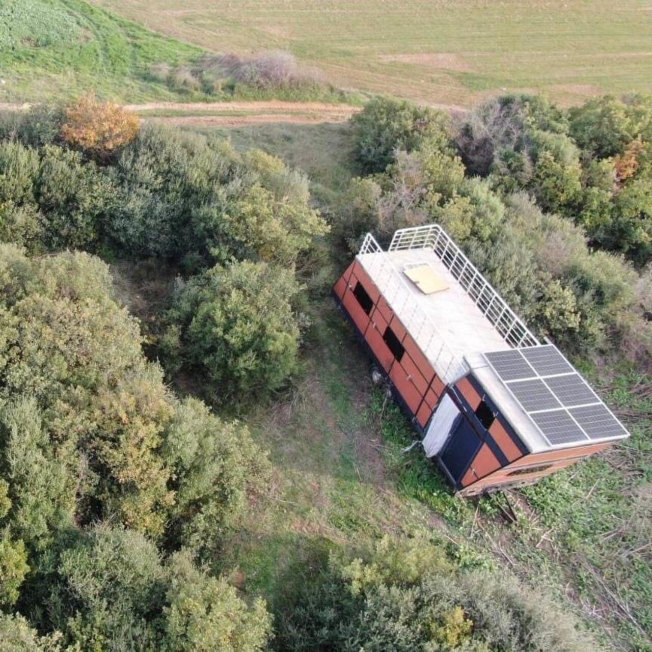 Pes artık dedirten hırsızlık! 'Tiny House'u çaldı!