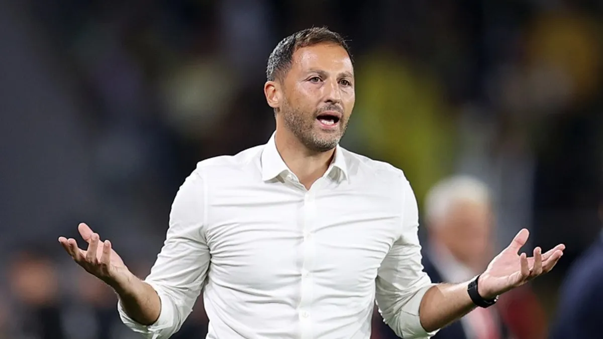 Fenerbahçe Teknik Direktörü Tedesco'dan Jhon Duran açıklaması! "Dönmek istiyor ama..."