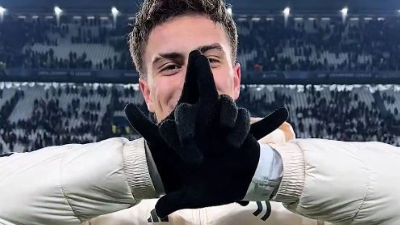 Kenan Yıldız UEFA'ya gol sevincinin nasıl yapıldığını gösterdi