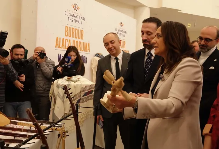 Burdur'da Geleneksel El Sanatları Festivali başladı