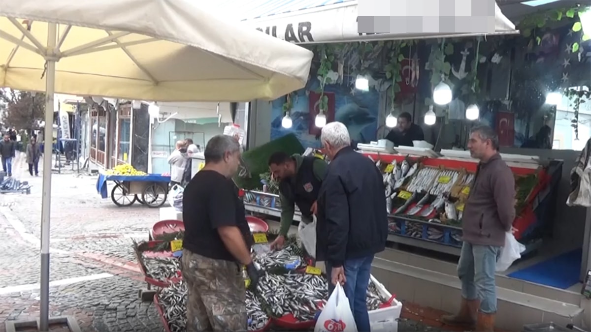 Fiyatı her geçen gün düştü, halkın yüzü güldü