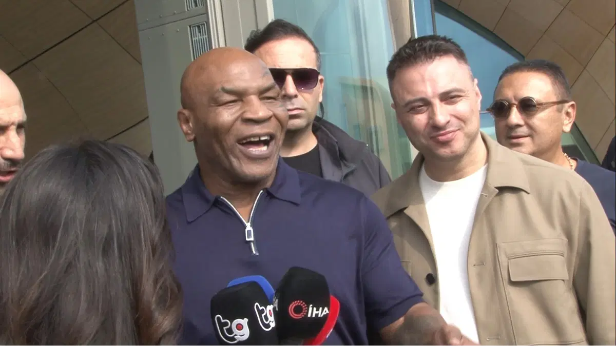 Efsane Boksör Mike Tyson, Tuzlu Kahve Dizisine Konuk Oluyor