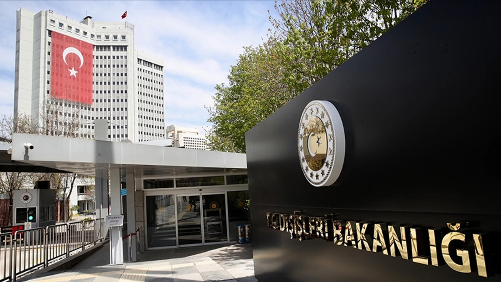 Dışişleri: Mescid-i Aksa'ya düzenlenen baskını en güçlü biçimde kınıyoruz
