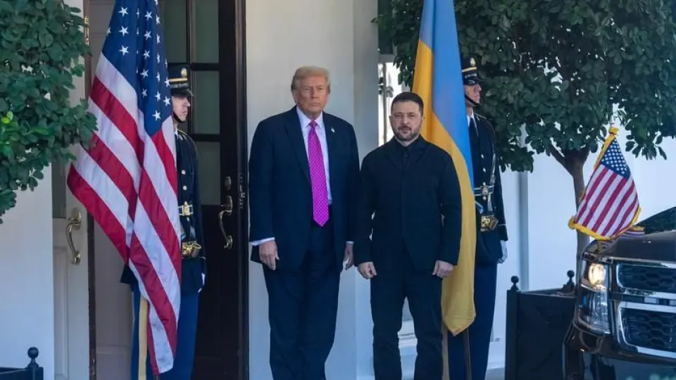 Trump ve Zelenskiy barış görüşmeleri için bir araya geldi