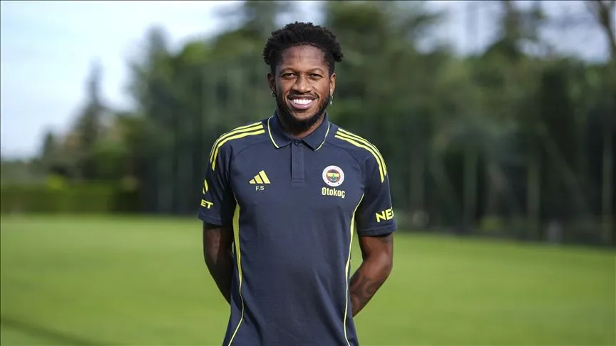 Fenerbahçe'nin Brezilyalı oyuncusu Fred, derbide dalya demeye hazırlanıyor