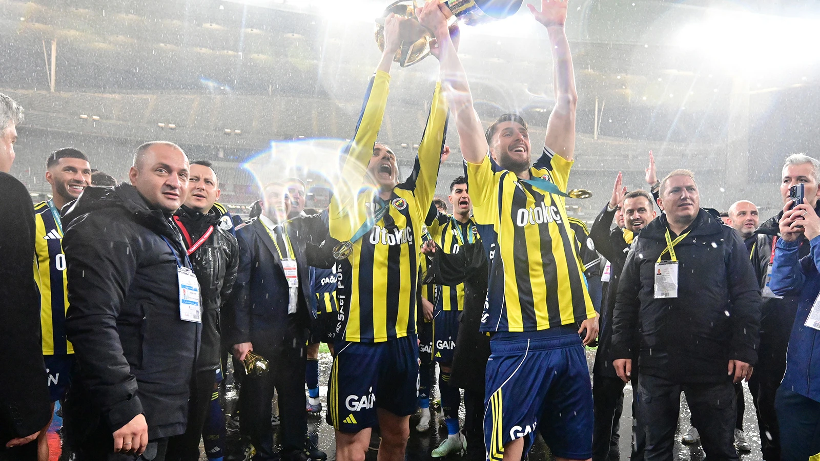 İsmail Yüksek'ten Guendouzi ve Musaba sözleri
