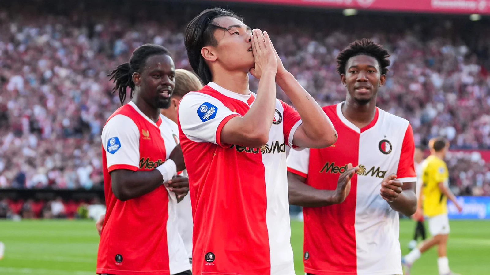 Fenerbahçe'nin rakibi Feyenoord, Hollanda Ligi'ne 3 puanla başladı