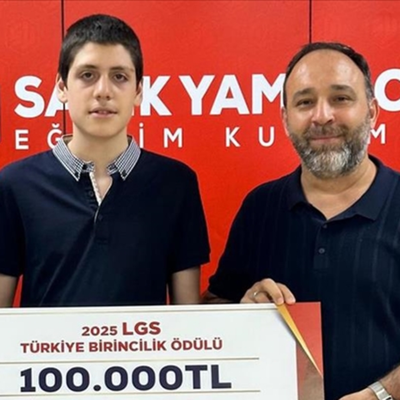 LGS birincisi 100 bin liralık ödülünü Yetim Vakfına bağışladı