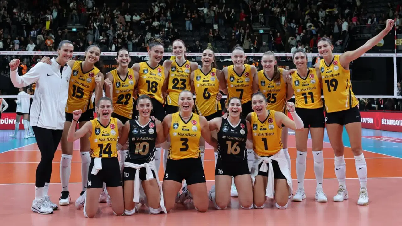 VakıfBank, Eczacıbaşı Peron İstanbul'a Geçit Vermedi!