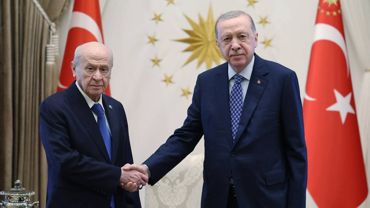 Son Dakika... Saray'da Sürpriz Görüşme: Erdoğan Ve Bahçeli Bir Araya Gelecek