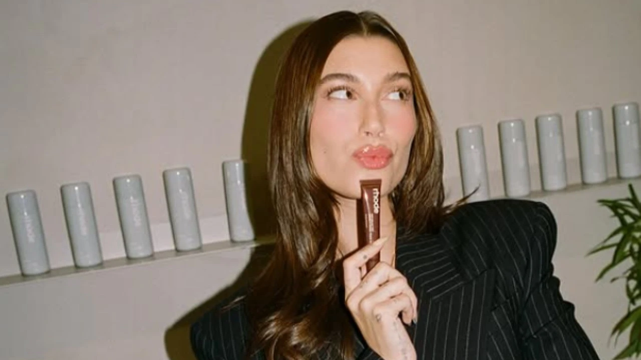 Hailey Bieber kozmetik markasını 1 milyar dolara satıyor: Yeni sahibi belli oldu!