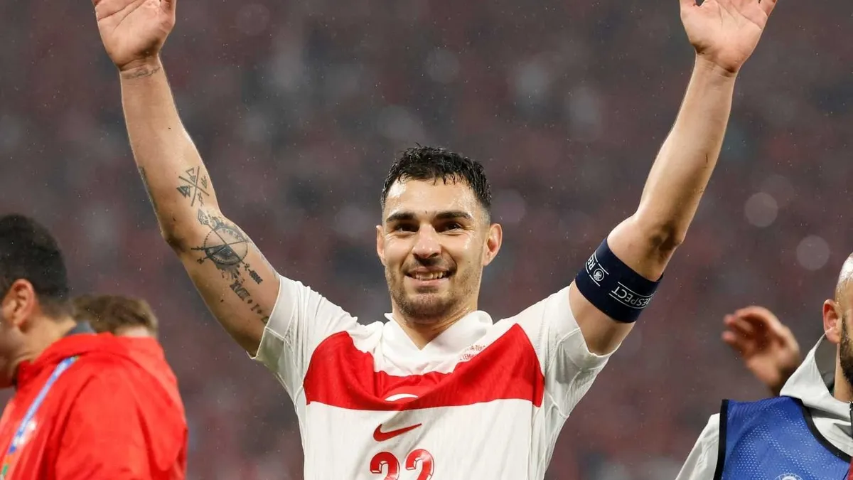 Kaan Ayhan'dan Romanya maçı öncesi açıklama: Bu maça final gözüyle bakıyoruz!