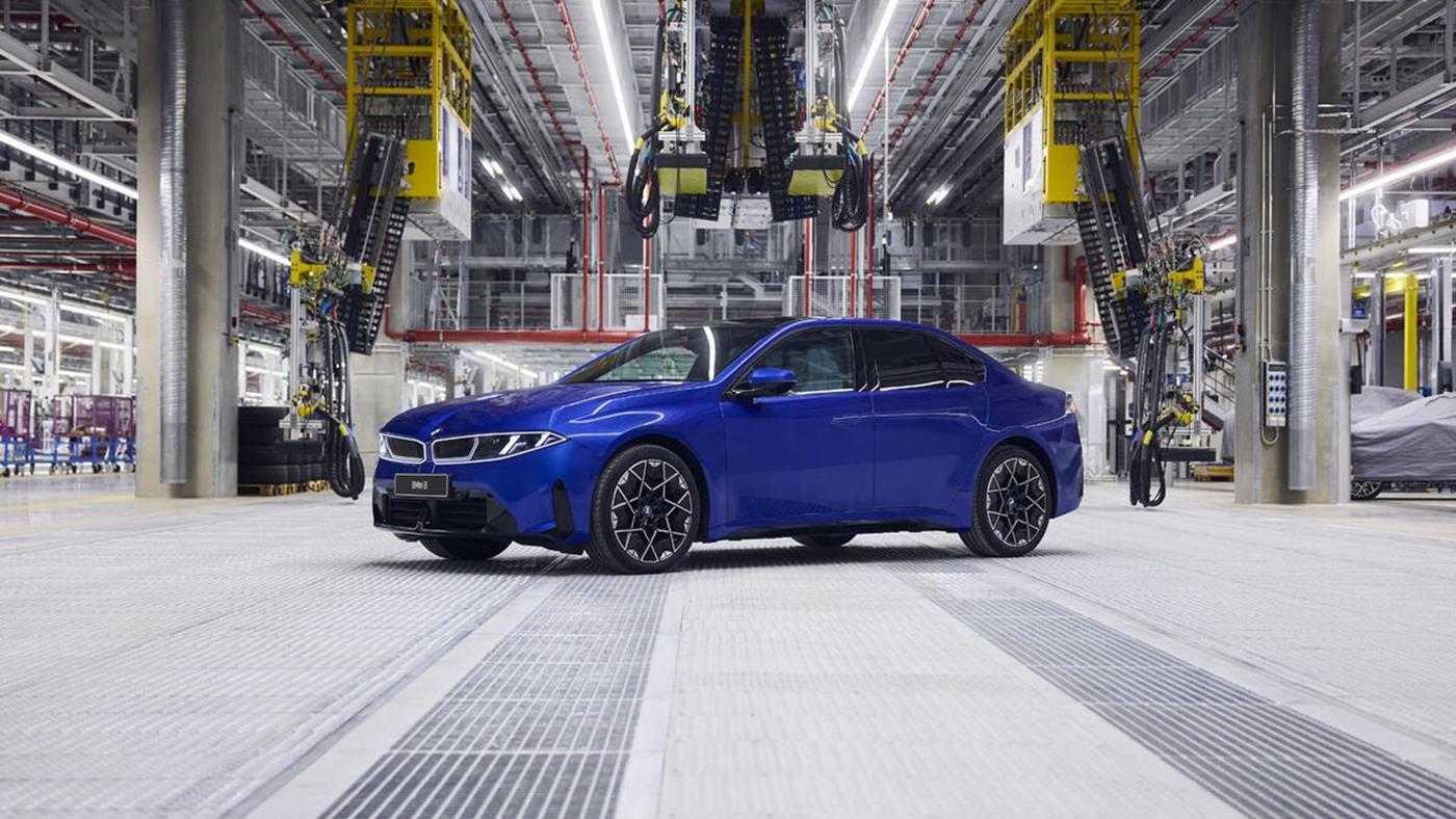 BMW Münih tesisinde 650 milyon euroluk dönüşüm: Yapay zeka ve 2 bin robot