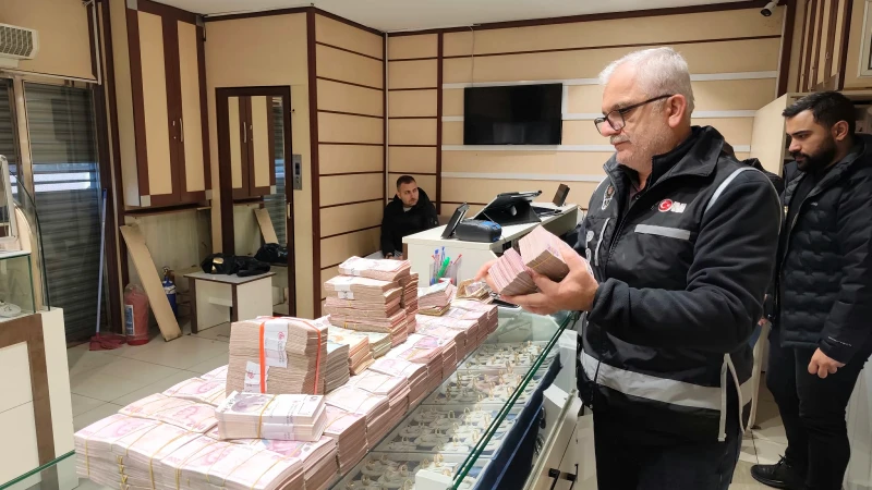 Kuriş’in Para Ağı Çöktü
