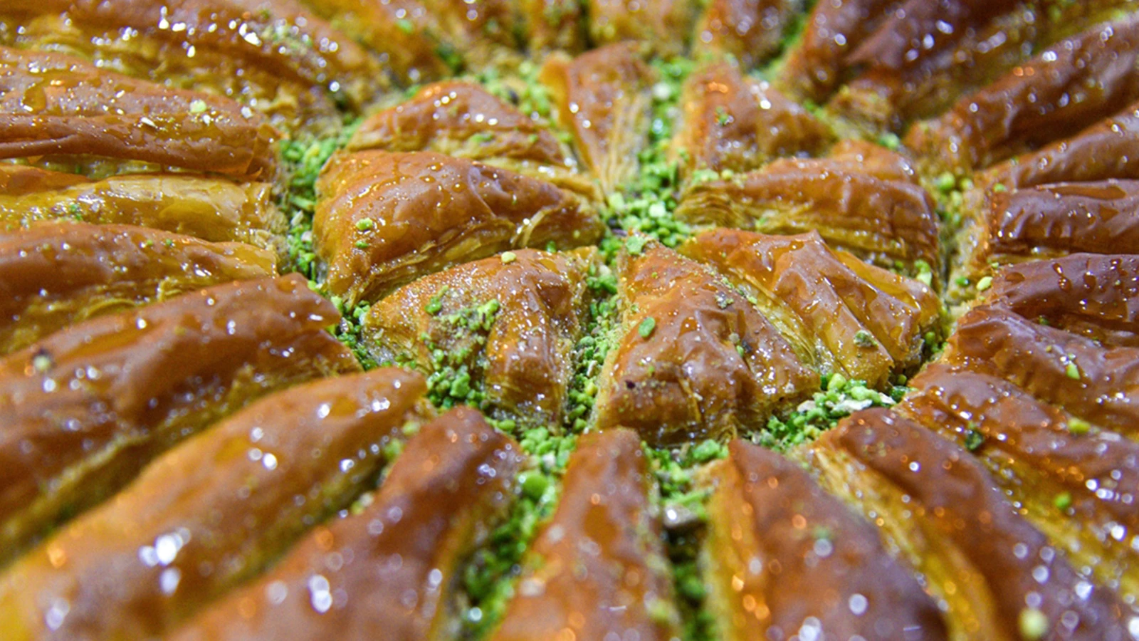 Ağızların tadını kaçıracak baklava analizi: 20 numuneden 5'inde koli basili tespit edildi