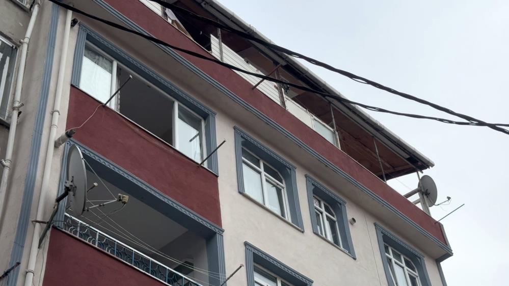 İstanbul'da karbonmonoksit zehirlenmesi. Üç kişi yaşamını yitirdi